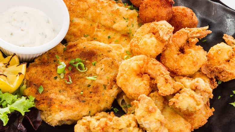 Fried seafood platter