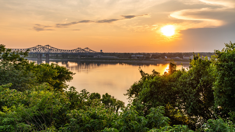 A view of Natchez, Mississippi, home to several stops on the Mississippi Seafood Trail