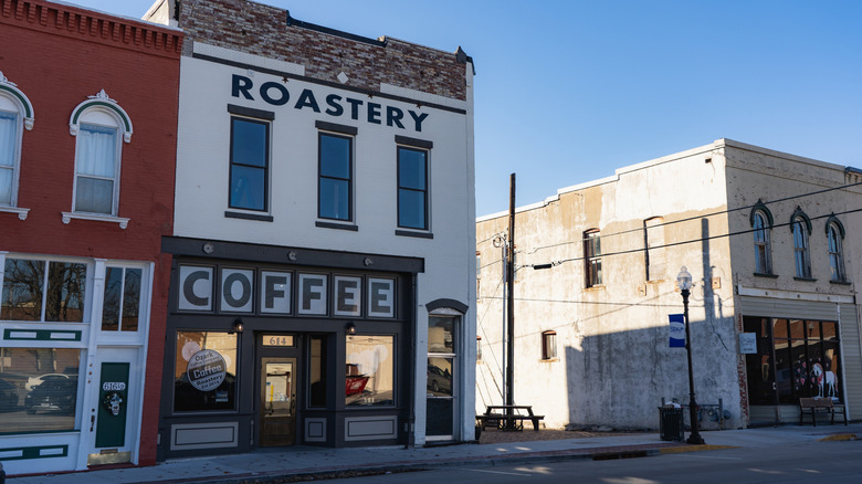 Business-lined street in Sedalia, Missouri