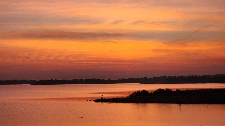 Sunset at Smithville Lake