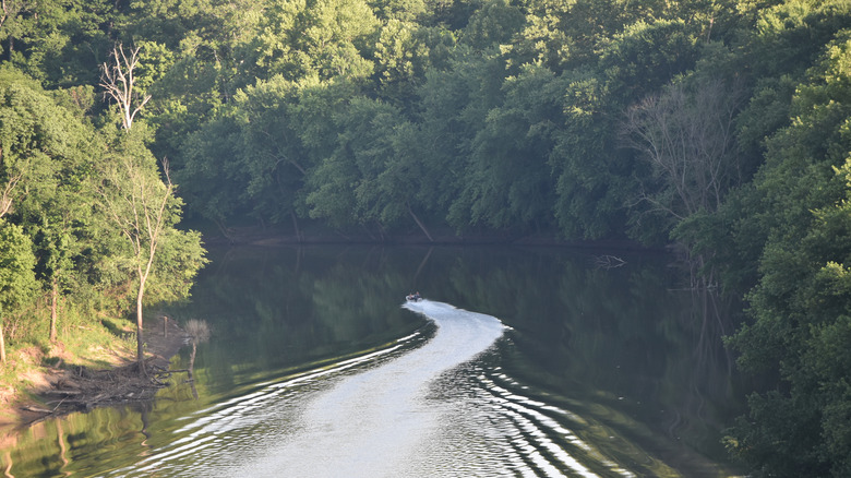 Boating on the Meramec River in Missouri