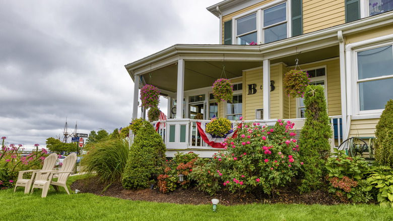 An exterior shot of a coastal Massachusetts bed and breakfast