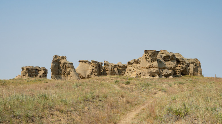 Trails leading to unique rock formations in Medicine Rocks State Park, Montana