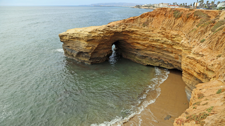 The stunning cliff tops at Sunset Cliffs Natural Park over the Pacific Ocean.