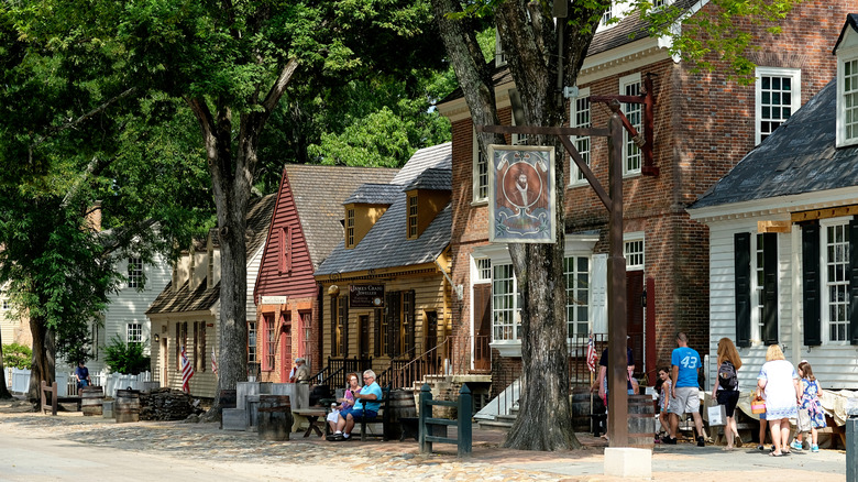 Historic buildings in Colonial Williamsburg