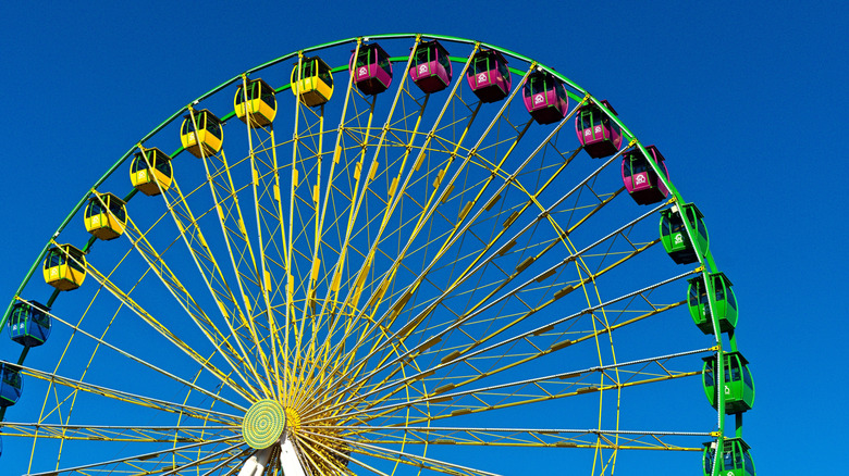 Ferris wheel at Broadway at the Beach