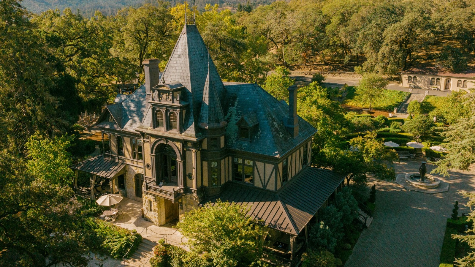 Napa’s Oldest Continuously Operating Winery Changed California’s Wine Industry And Is Still Thriving Today