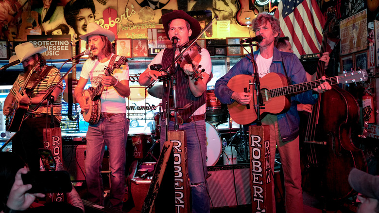 A band performing at Robert's Western World