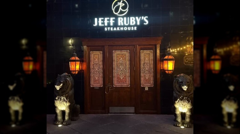 The front entrance to Jeff Ruby's Nashville