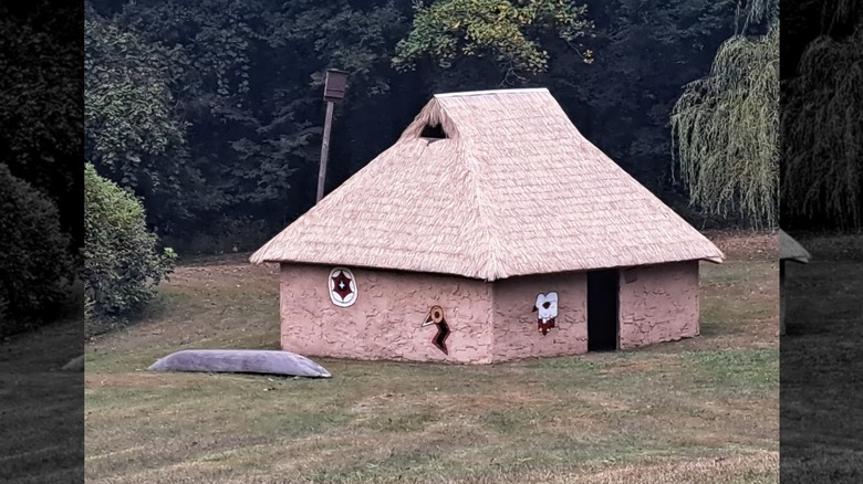 Native American replica house at the C.H. Nash Museum, Chucalissa.