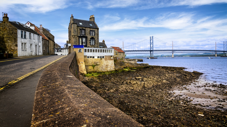seaside road in South Queensferry with bridges in distance