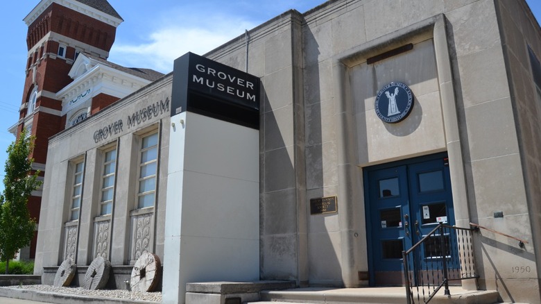 Exterior of Grover Center Museum & Historical Society in Shelbyville, Indiana