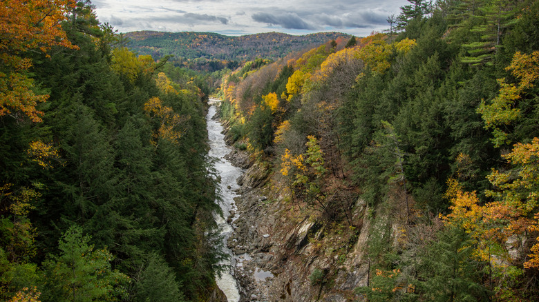 Quechee Gorge, VT in autumn