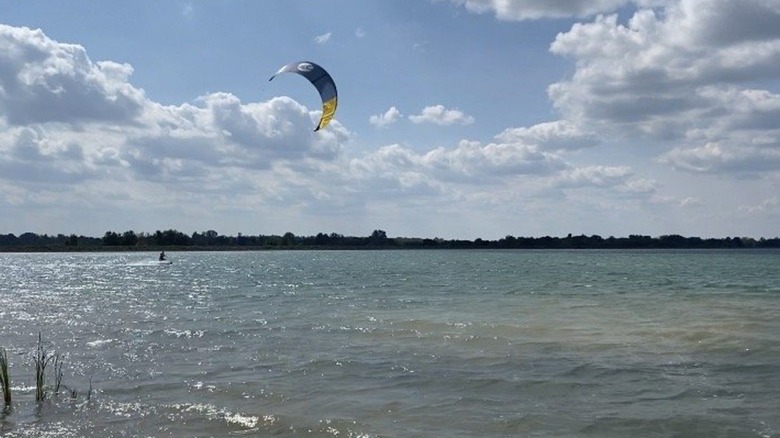 Kite surfer on New London Reservoir, view from the campground