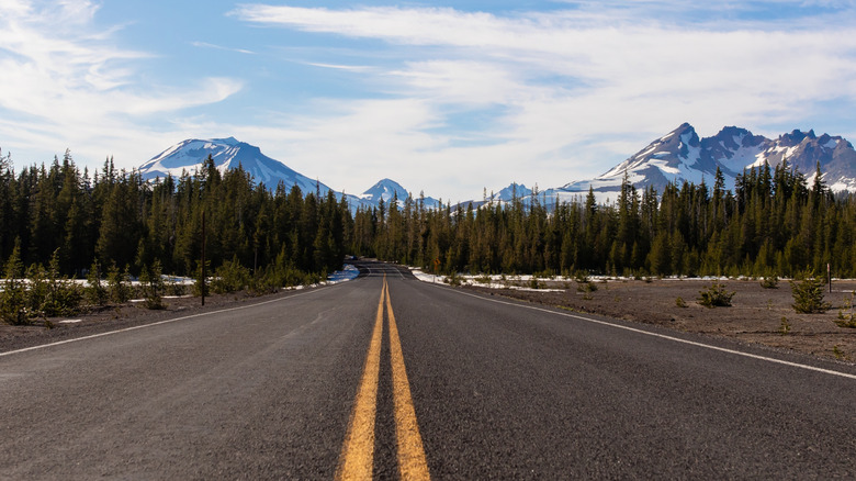 The Cascade Lakes Scenic Byway, a picturesque windy drive that covers 66 miles along alpine lakes and with great views of the Cascade Mountains, central Oregon