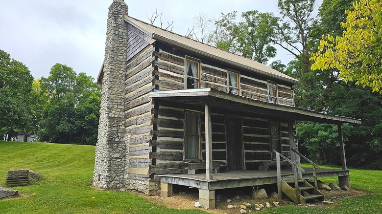 Obadiah Jones' restored log cabin in Jonesboro Park