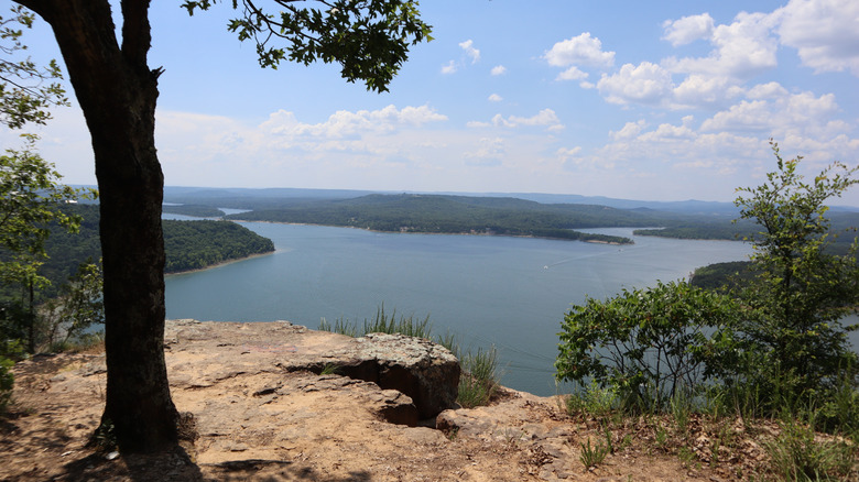Overlook at Greers Ferry Lake