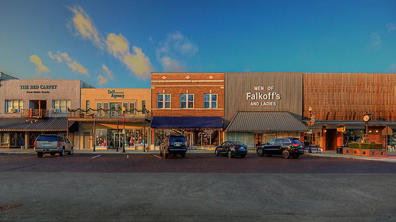 A strip of stores located in central Sikeston, Missouri