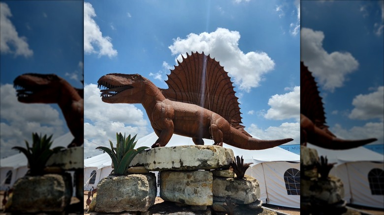 Dinosaur exhibit at the Whiteside Museum of Natural History, Seymour, Texas