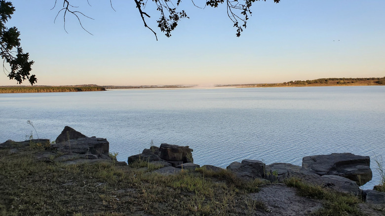 Hulah Lake from the rocky outlook at Wah-She-Sha Campground.