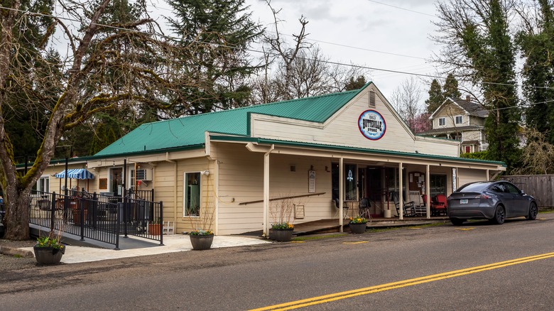 Image of the Historic Butteville Store