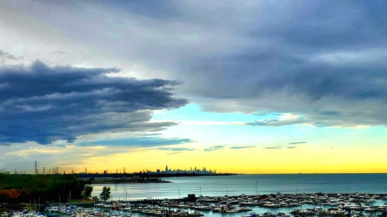 Chicago skyline as seen from Hammond Marina