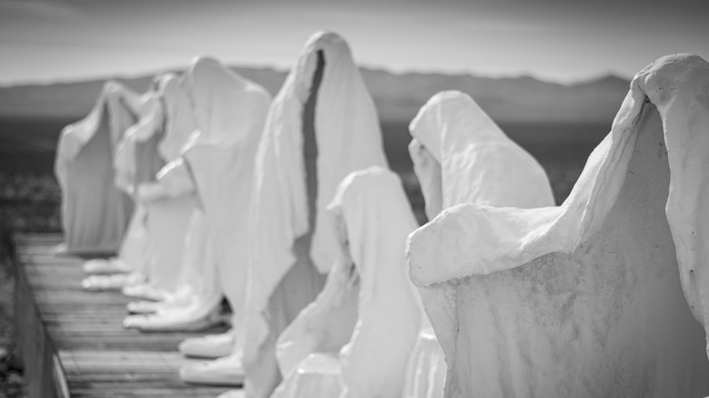 Statues depicting figures from The Last Supper