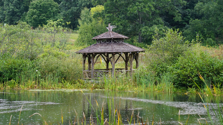 gazebo in Botanic Garden At Tower Hill