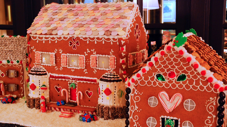 The Gingerbread house display in Woodstock Inn's lobby
