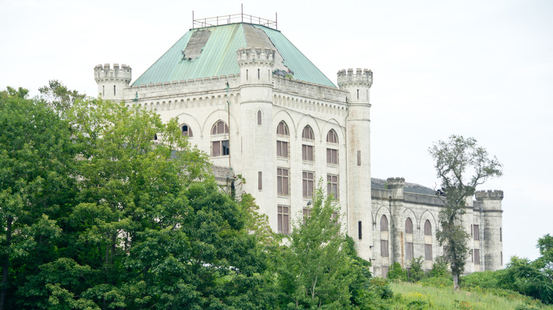 A castle-like abandoned penitentiary in New England