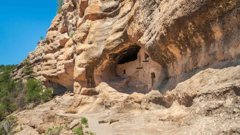 The cave dwellings of the National Monument