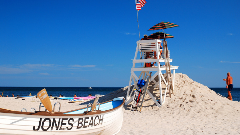 Sandy shore and lifeguard tower at Jones Beach State Park
