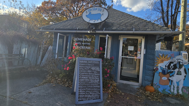 The Blue Pig ice cream shop in Croton-on-Hudson, New York
