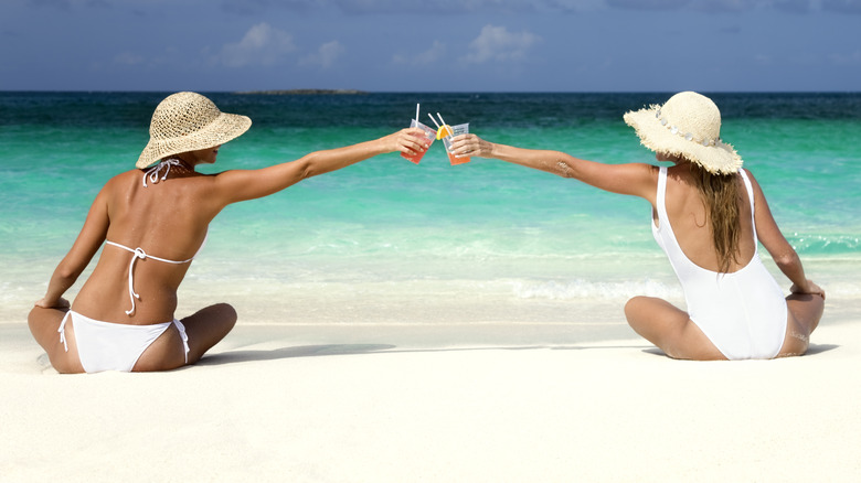 Women on beach 