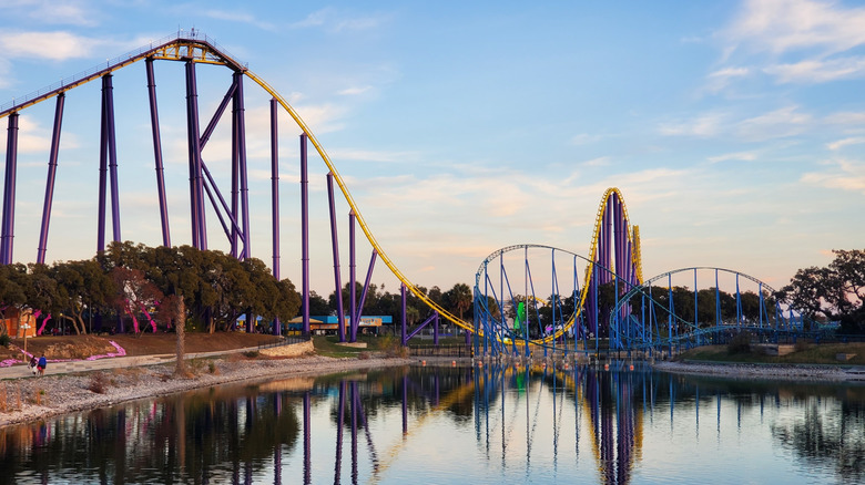 Coaster at SeaWorld San Antonio during sunset