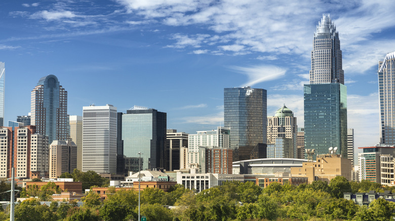 skyline view of Charlotte North Carolina