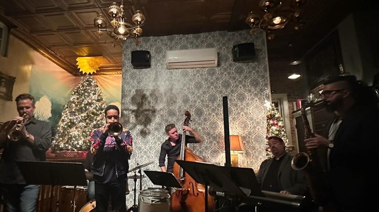 Live jazz at Little Jumbo cocktail bar in Asheville, North Carolina