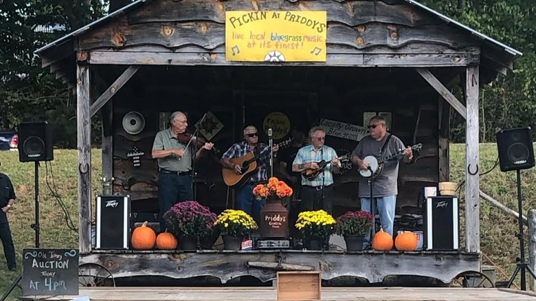 A live band at Priddy's General Store in Danbury, North Carolina
