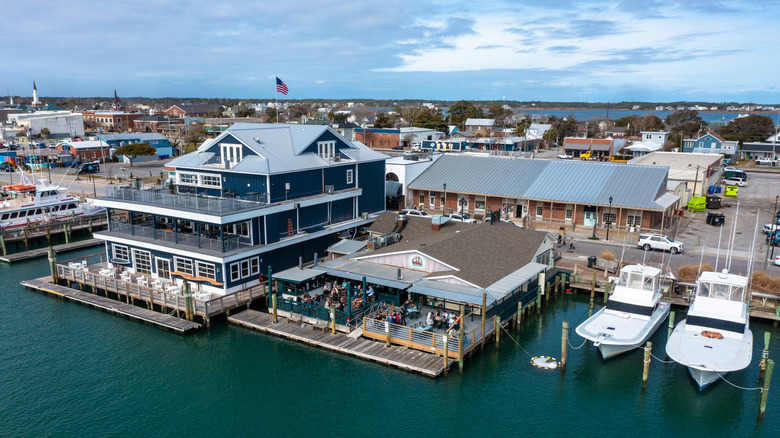 Restaurants on the waterfront in Morehead City, NC