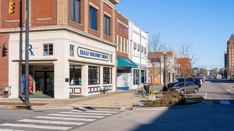 Realo Discount Drugs and other shops in downtown Kinston, North Carolina