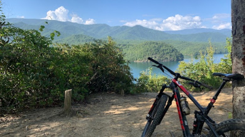 bike on the trail at Tsali Recreation Area overlooking Fontana Lake in Nantahala National Forest