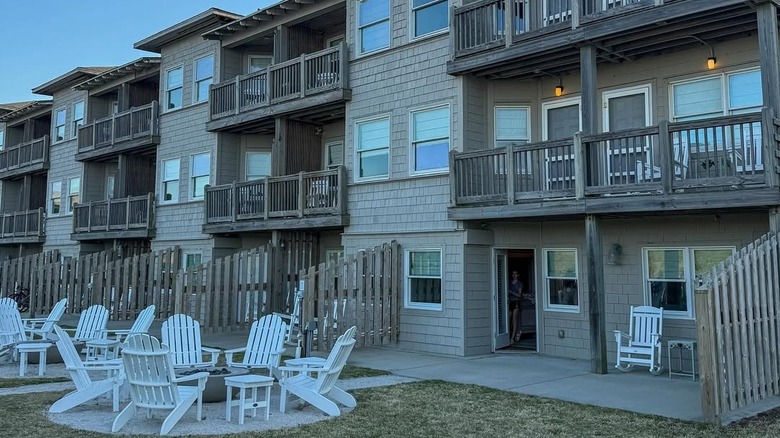 Balconies and firepits at the Sanderling Resort