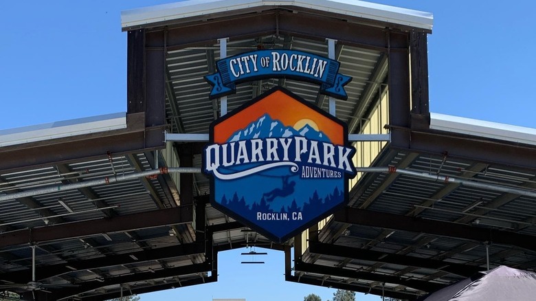 Logo of Quarry Park Adventures as seen from the outside