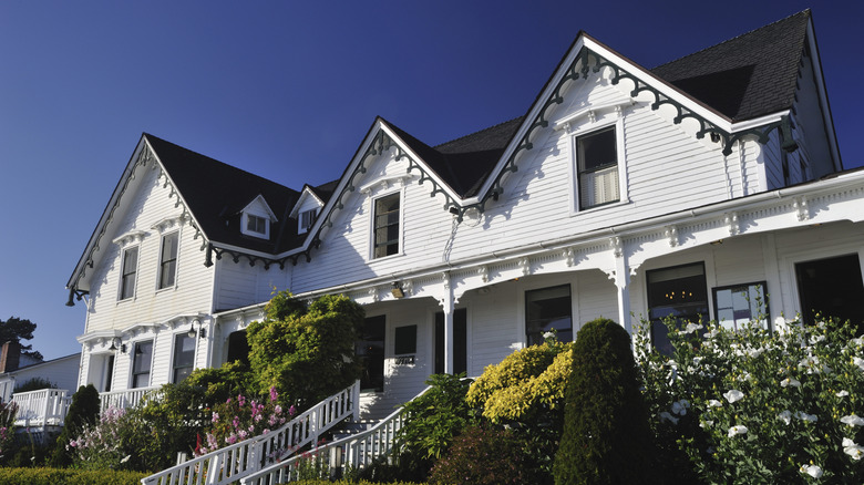 Exterior of Little River Inn in Little River, California