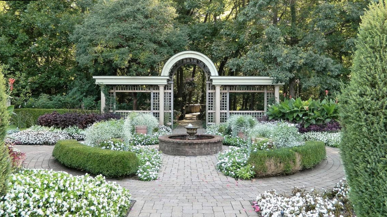 formal garden in Wegerzyn Gardens MetroPark, Dayton, Ohio.
