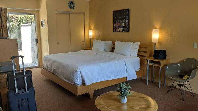 Room inside Orbit In guestroom