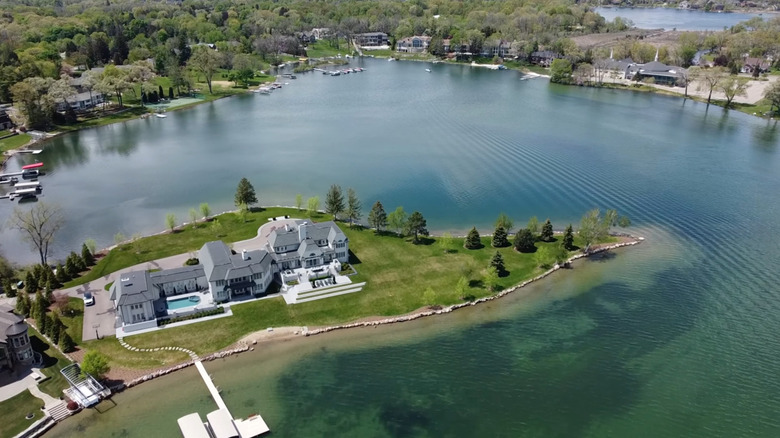 Aerial view of homes on Orchard Lake