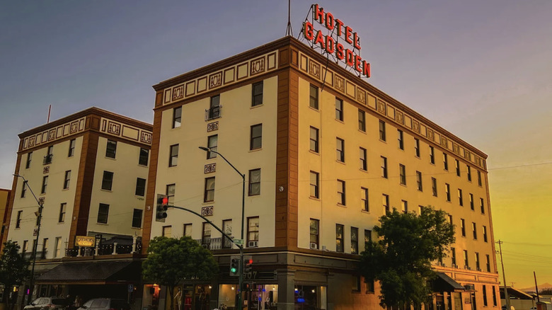 Sunset over the Gadsden Hotel in Douglas, Arizona.