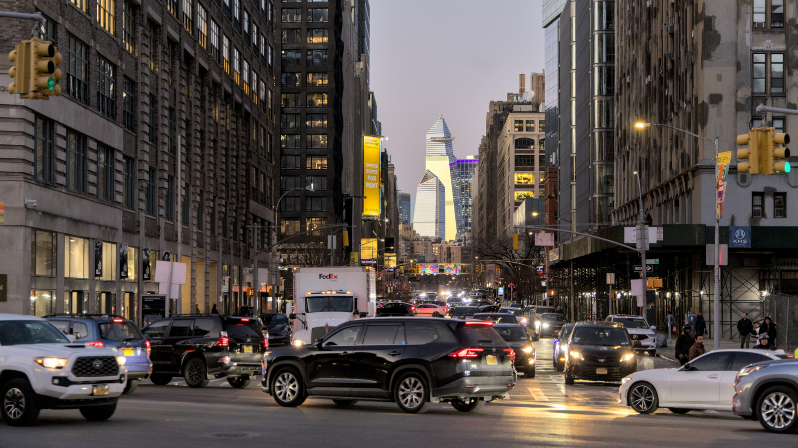 NYC Is Debuting A Fast Food Restaurant Even Bigger Than McDonald's On A Street Famous For Shopping - Islands