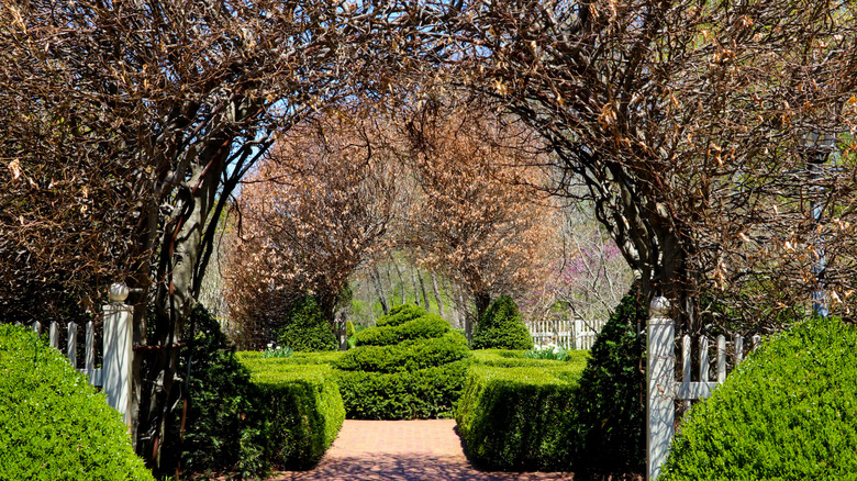 A pathway in Wegerzyn Gardens MetroPark, Ohio